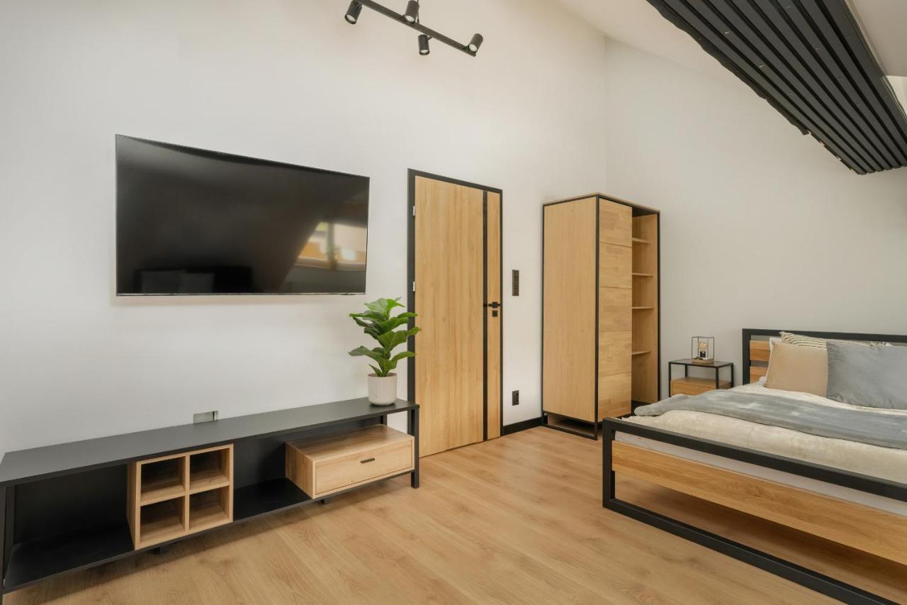 Komeda Apartment Hidden In Poznan Old Town By Noclegi Renters Zewnętrze zdjęcie